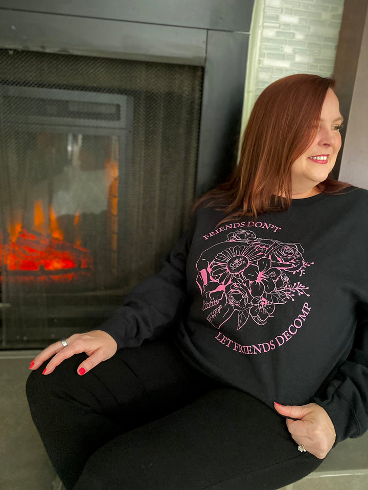 "Friends Don't Let Friends Decomp" Side Skull Unisex Heavy Blend™ Crewneck Sweatshirt
